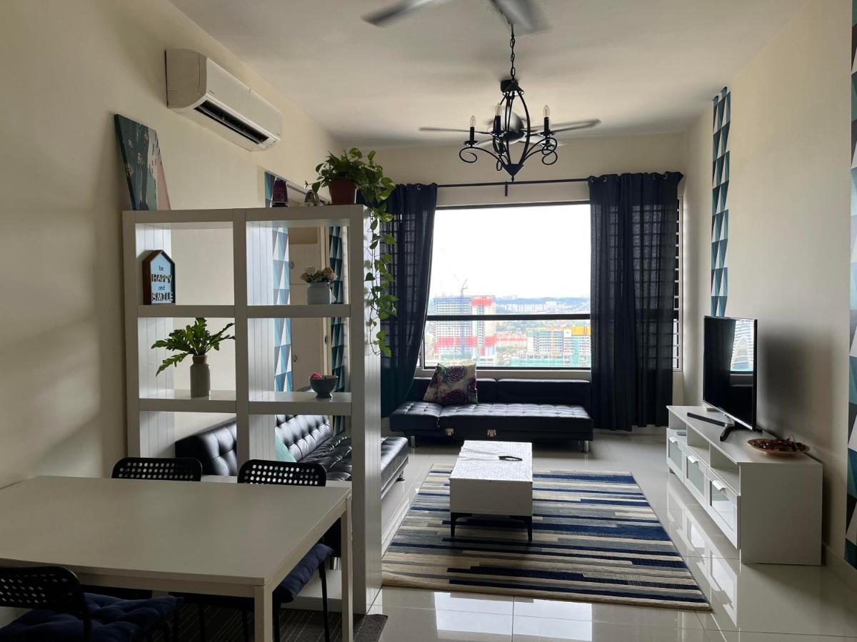 Casa Rv Homestay Mkh Boulevard Kajang Esterno foto
