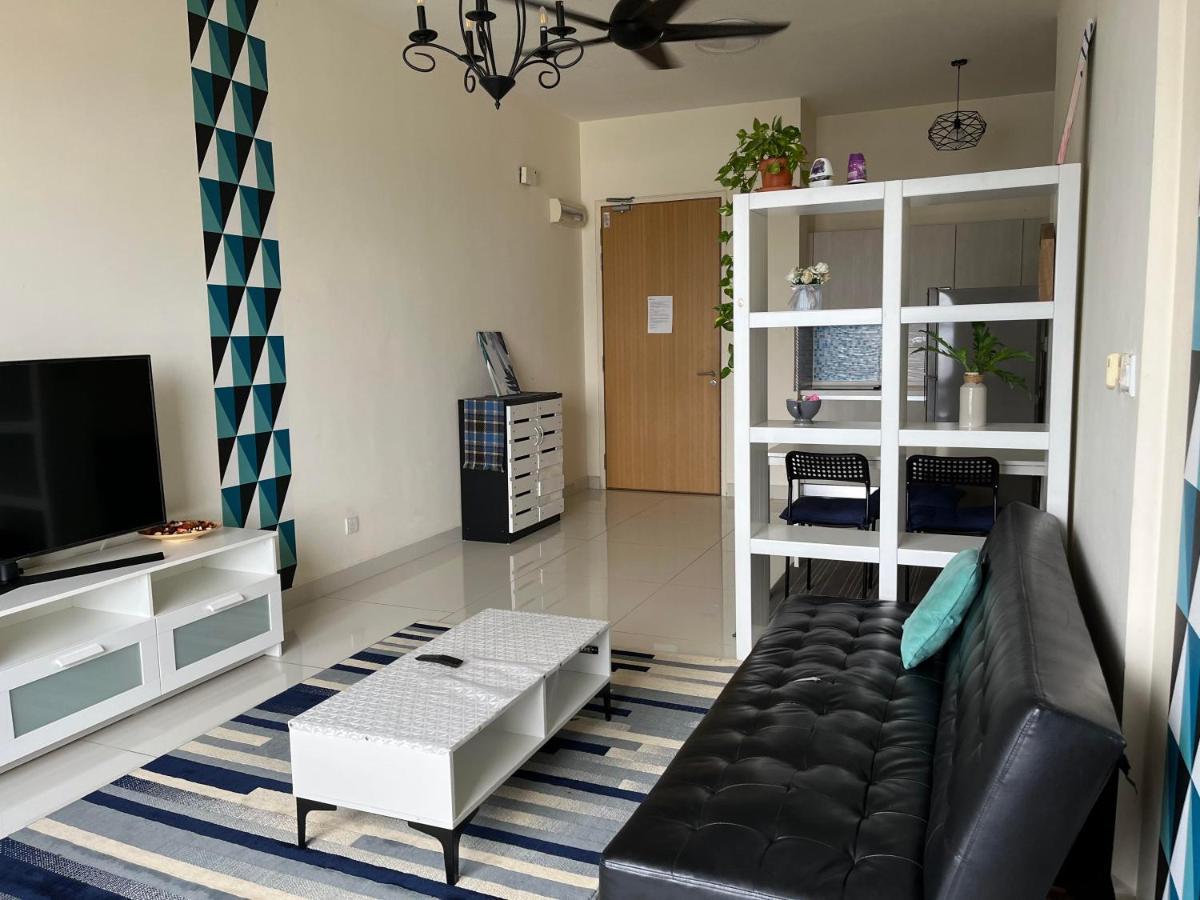 Casa Rv Homestay Mkh Boulevard Kajang Esterno foto